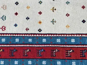 New Ivory Persian Gabbeh Sumak 4' X 6'