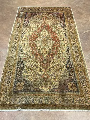 Antique Ivory Turkey Sivas 4' X 6'