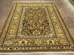 New Brown Persian Heriz 6' X 9'