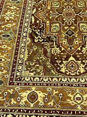 New Brown Persian Heriz 6' X 9'