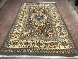 New Green Persian Heriz 7' X 10'