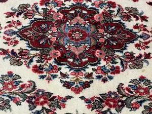 Vintage Ivory Persian Saruk 7' X 10'