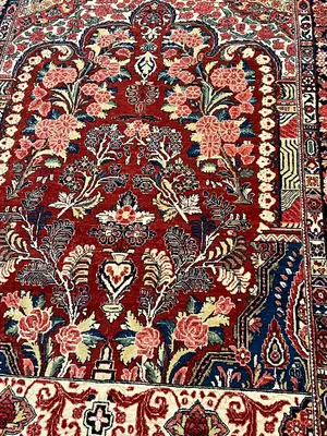 Antique Red Persian Saruk 5' X 7'