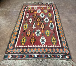Vintage Rust Persian Qashqai Kelim 5'-6"x8'