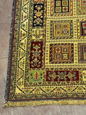 New Gold Persian Sumak 3' X 5'
