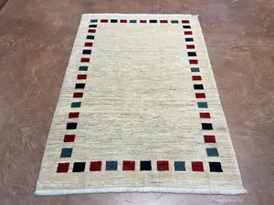 New Ivory Persian Gabbeh Amalehbaft 4' X 6'