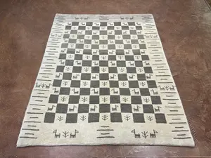 New Ivory Persian Gabbeh 4' X 6'