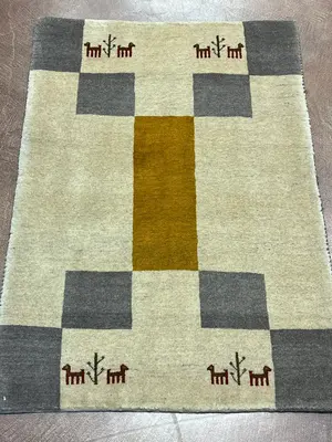 New Ivory Persian Gabbeh 2'-6"x4'