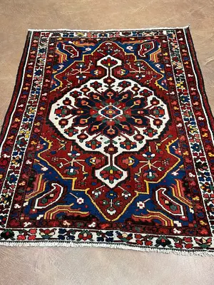 Vintage Red Persian Bakhtiari 4' X 6'