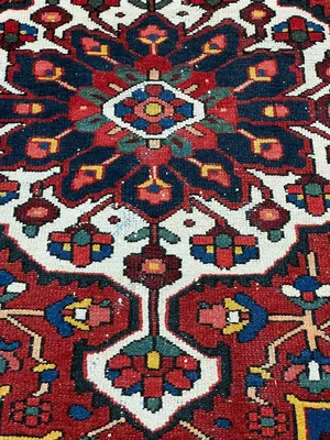 Vintage Red Persian Bakhtiari 4' X 6'