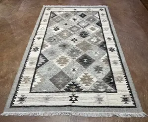 New Grey India Dhurrie 5'-6"x8'