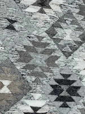 New Grey India Dhurrie 5'-6"x8'