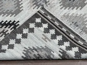 New Ivory India Dhurrie 5'-6"x8'