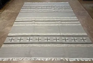 New Grey India Modern Southwestern Dhurrie 8' X 10'
