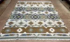 New Ivory India Southwestern Flatweave 8' X 10'