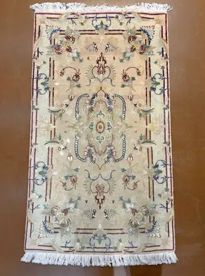 Vintage Ivory Persian Tabriz Wool & Silk 2'-6"x4'