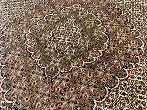 Vintage Ivory Persian Tabriz Mahi 6' X 9'