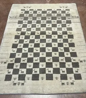 New Ivory Persian Gabbeh 5' X 7'