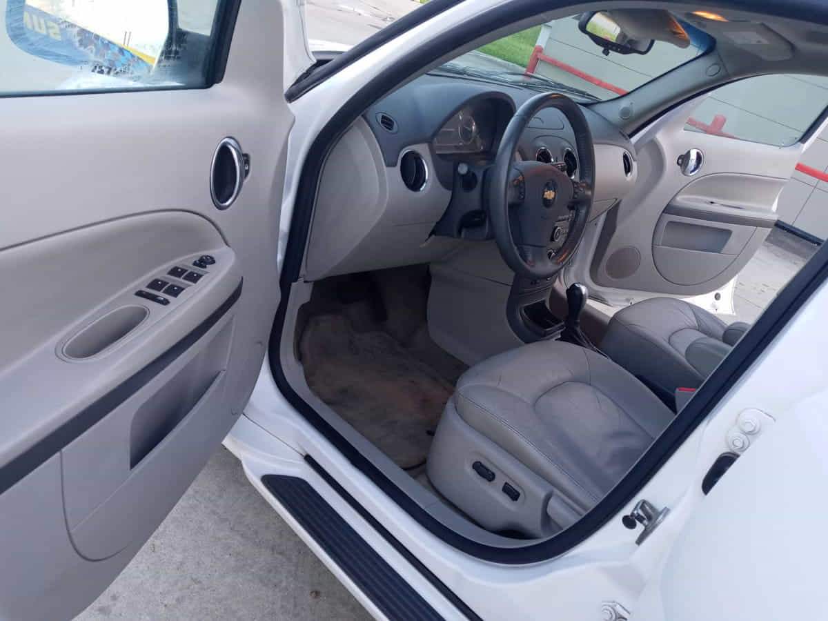 2011 Chevrolet HHR, Mileage 123k - 6