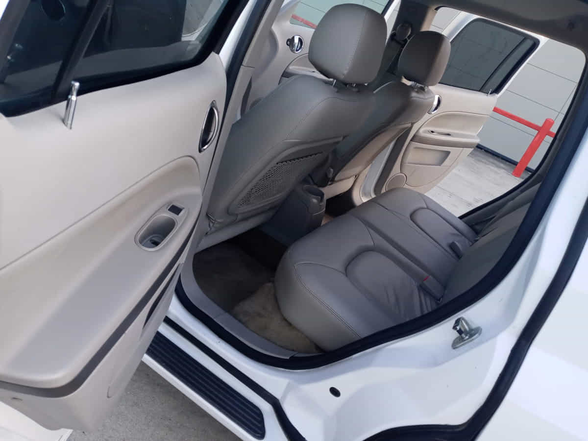 2011 Chevrolet HHR, Mileage 123k - 5