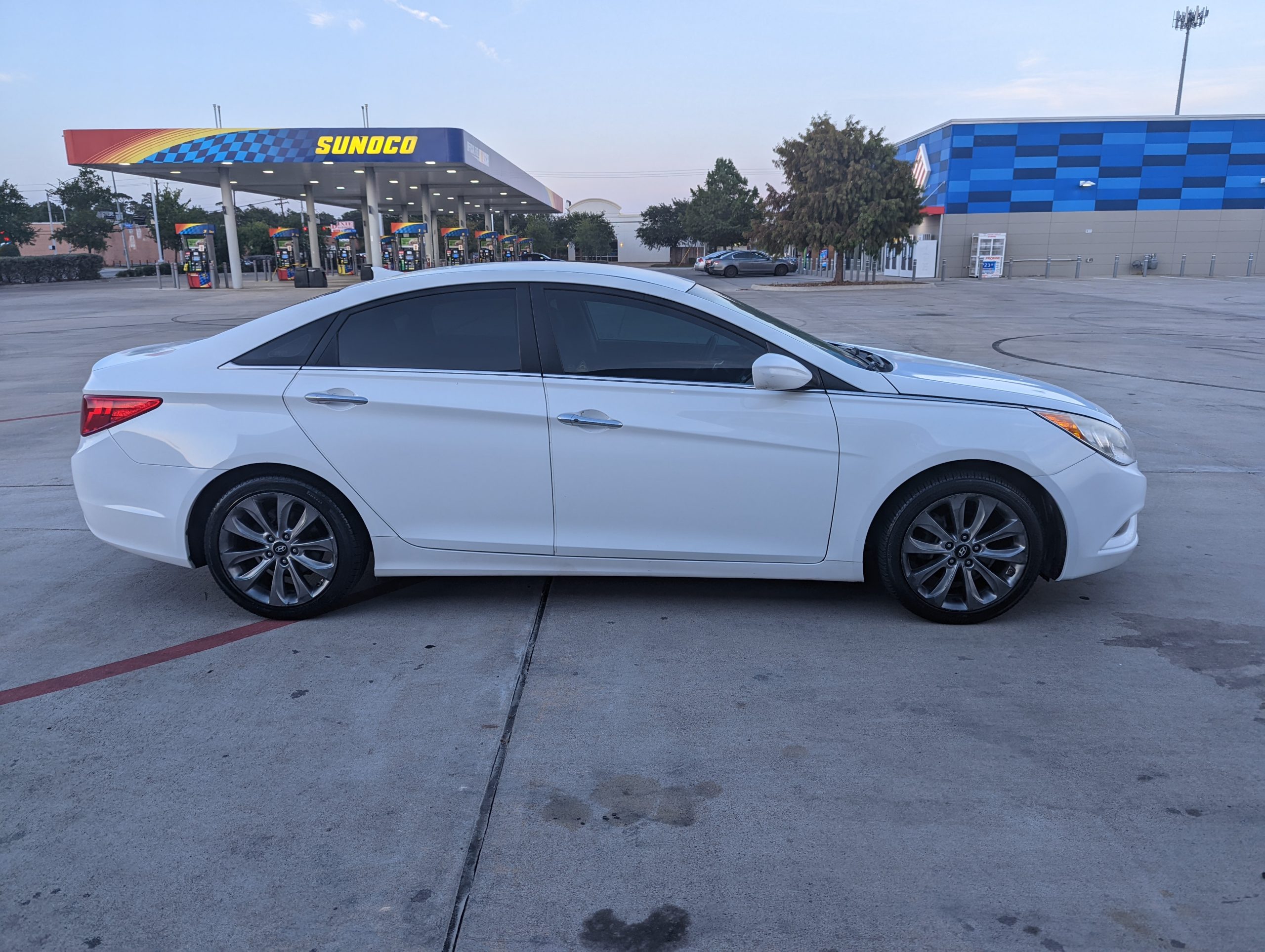 Hyundai Sonata, Mileage 137k - 3
