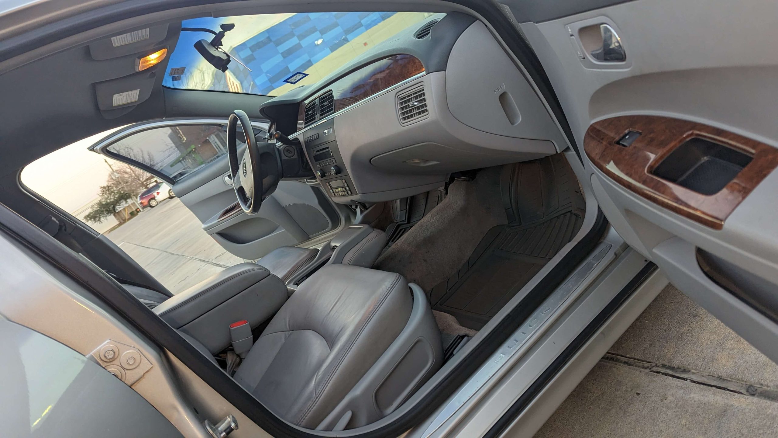 2006 Buick Lacrosse Mileage 111K - 4