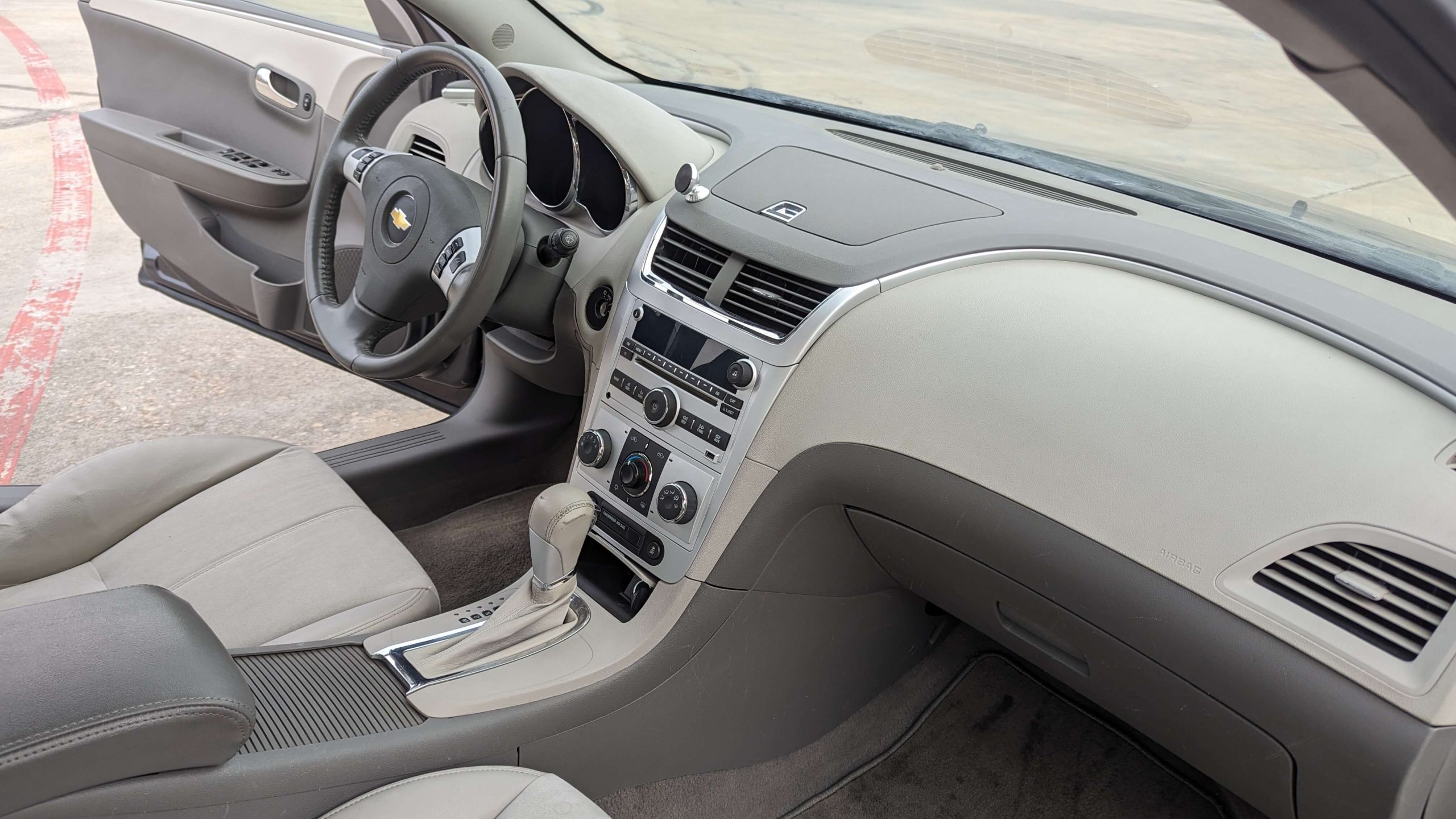 2012 Chevrolet Malibu 80k - 3