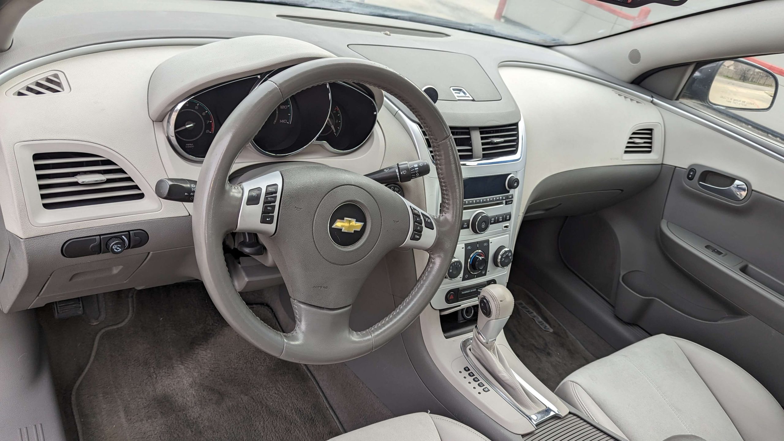 2012 Chevrolet Malibu 80k - 1