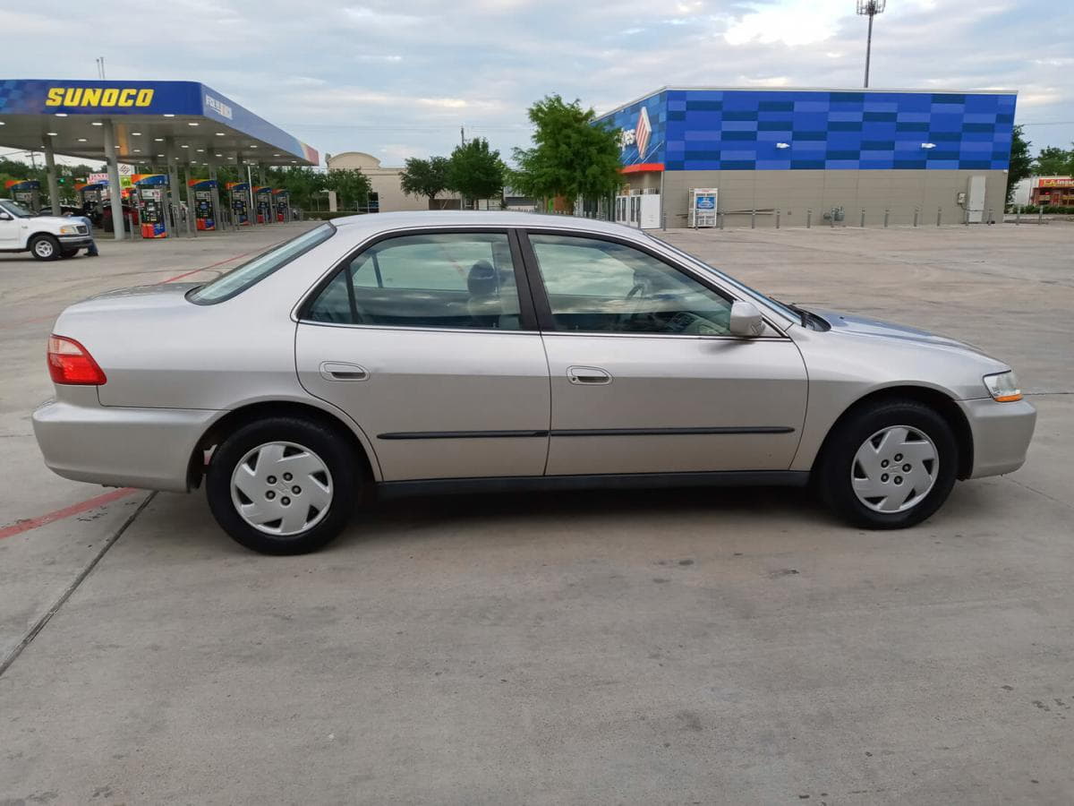 1999 Honda Accord Mileage 100k - 4