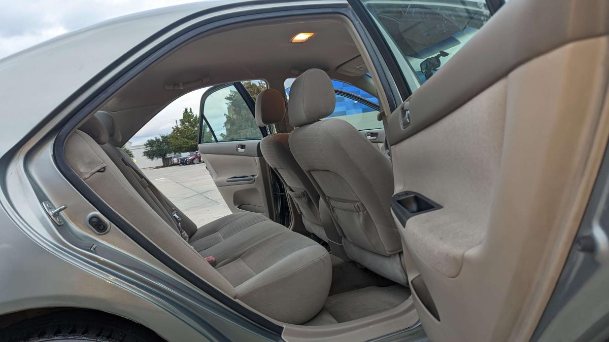 2006 Toyota Camry, Mileage 150k - 10