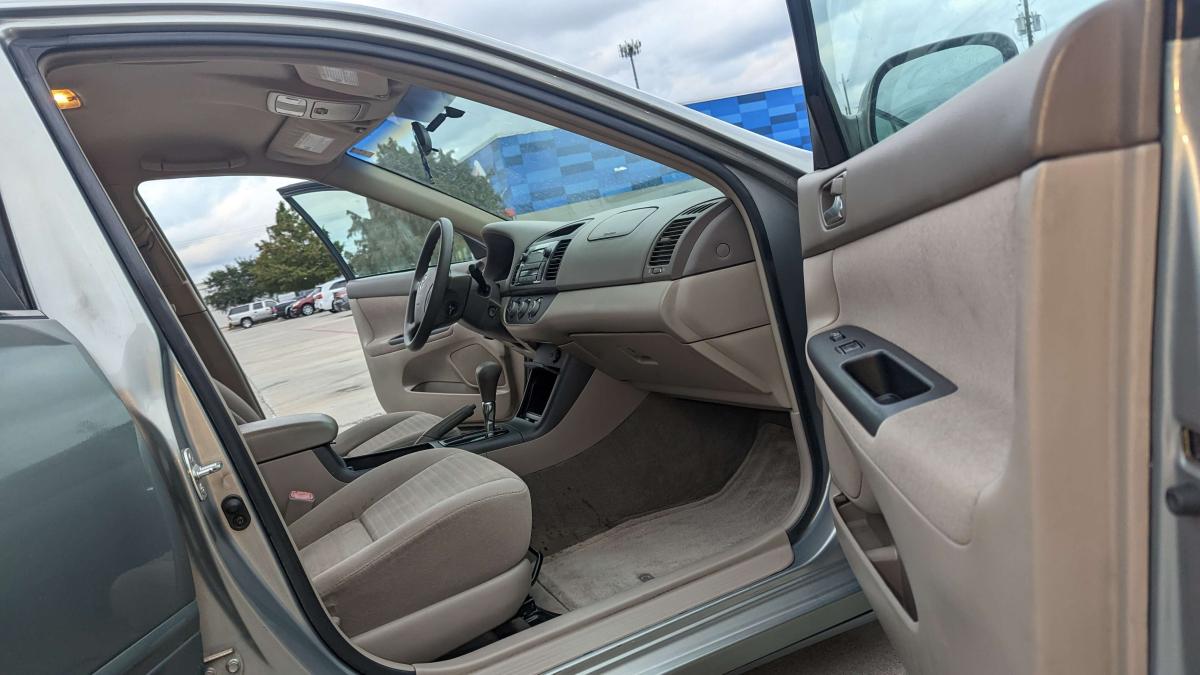 2006 Toyota Camry, Mileage 150k - 11