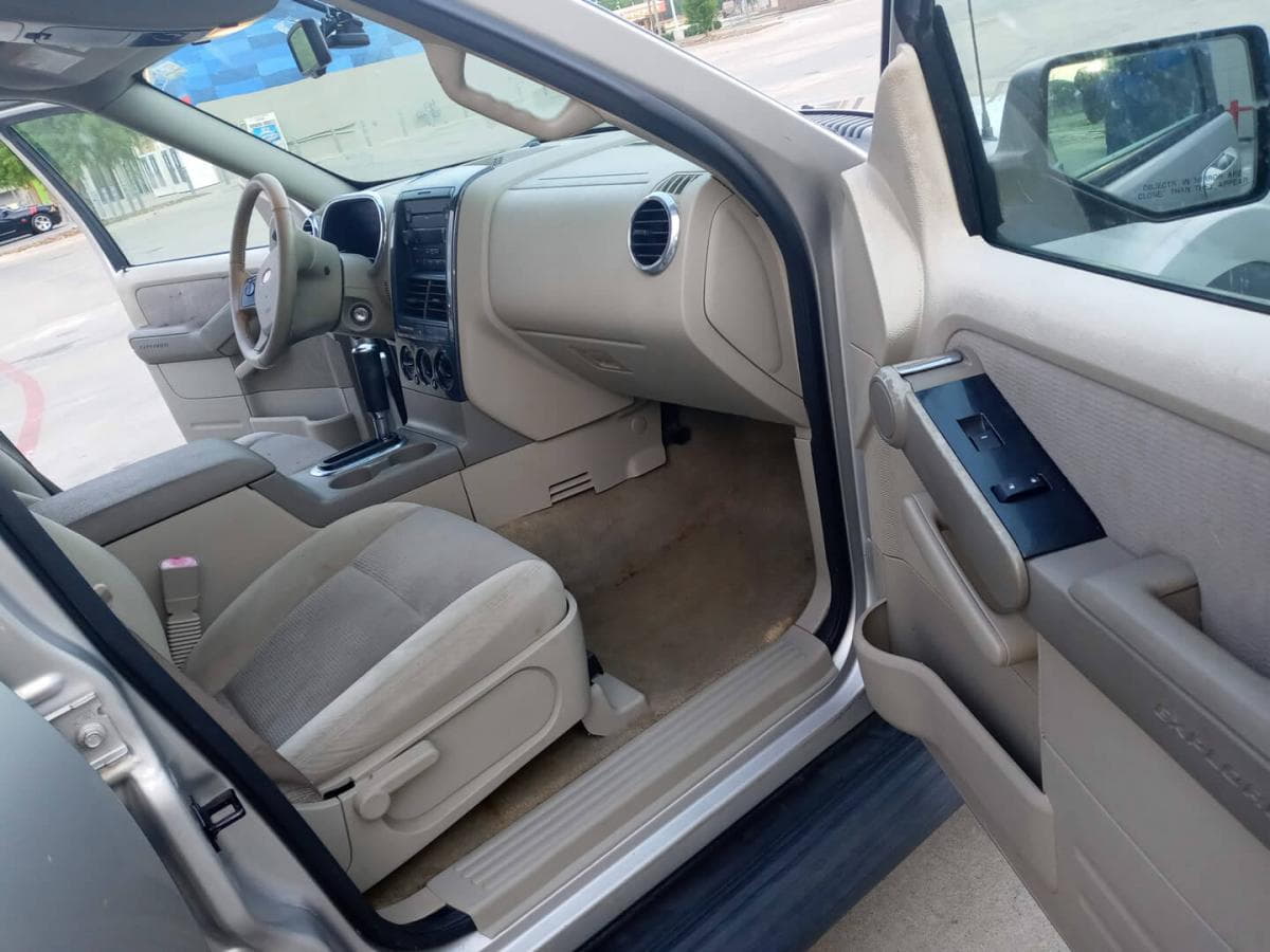 2007 Ford Explorer Mileage 141k - 8