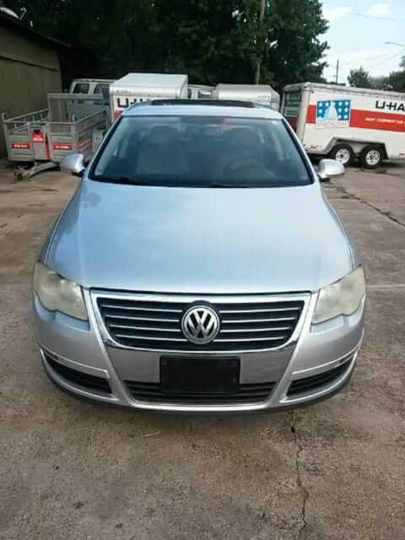 2008 Volkswagen Passat M 101k - 1