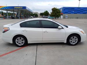 2010 Nissan Altima, Mileage 139k - 4
