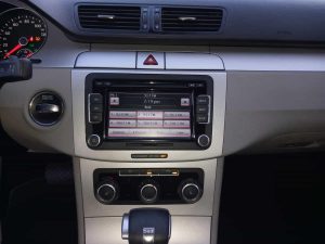 2010 Volkswagen Passat, Mileage 99k - 14