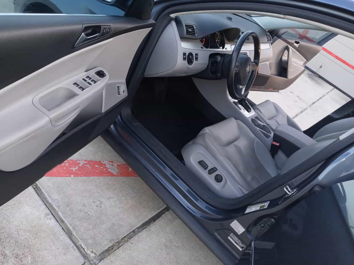 2010 Volkswagen Passat, Mileage 99k - 9
