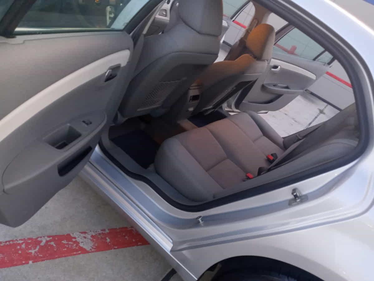 2011 Chevrolet Malibu, Mileage 138k - 10