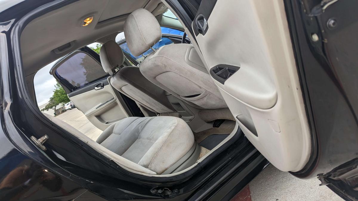 2013 Chevrolet Impala, Mileage 122k - 10