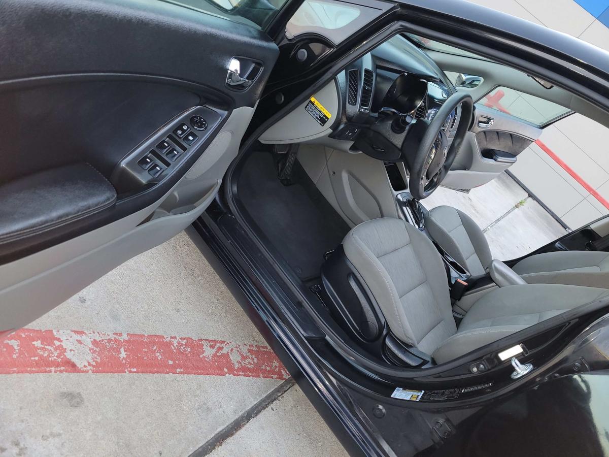 2014 Kia Forte, Mileage 109k - 8