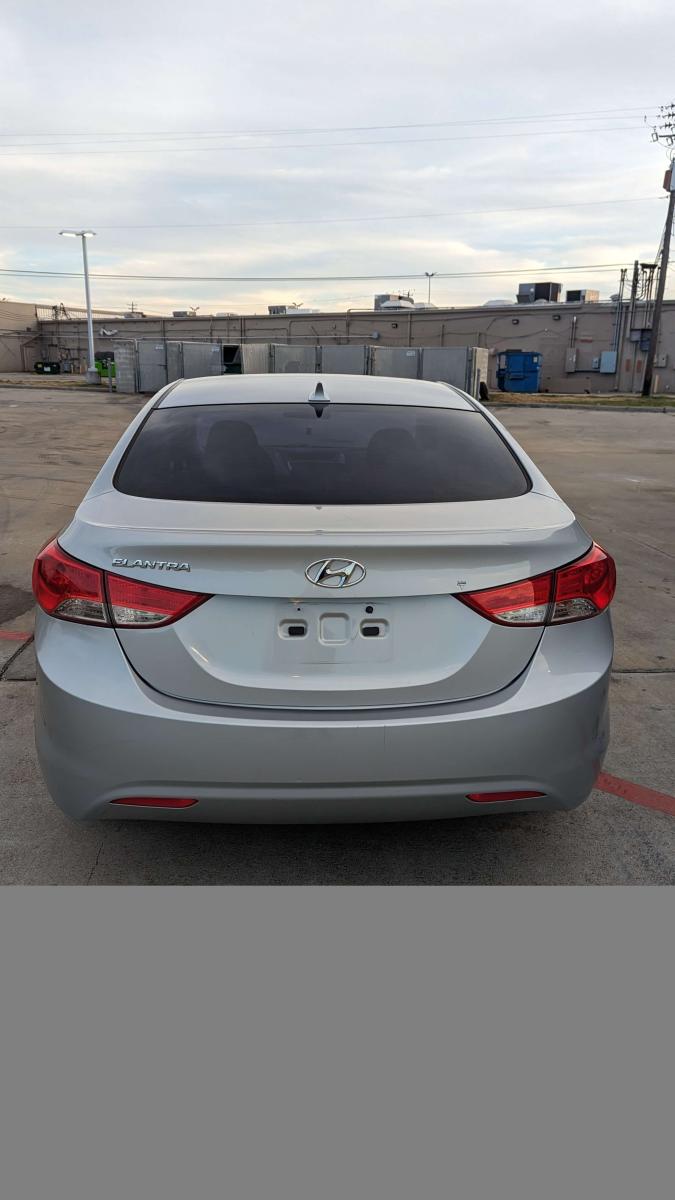 Hyundai Elantra, Mileage 134k - 2