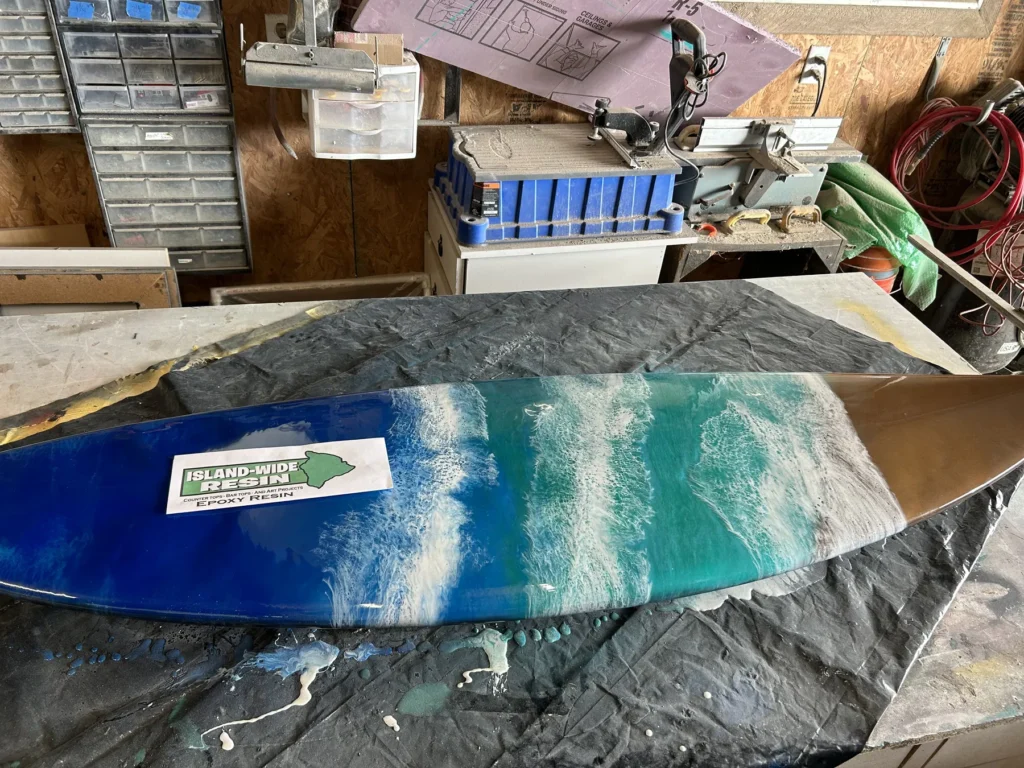 Ocean wave resin piece