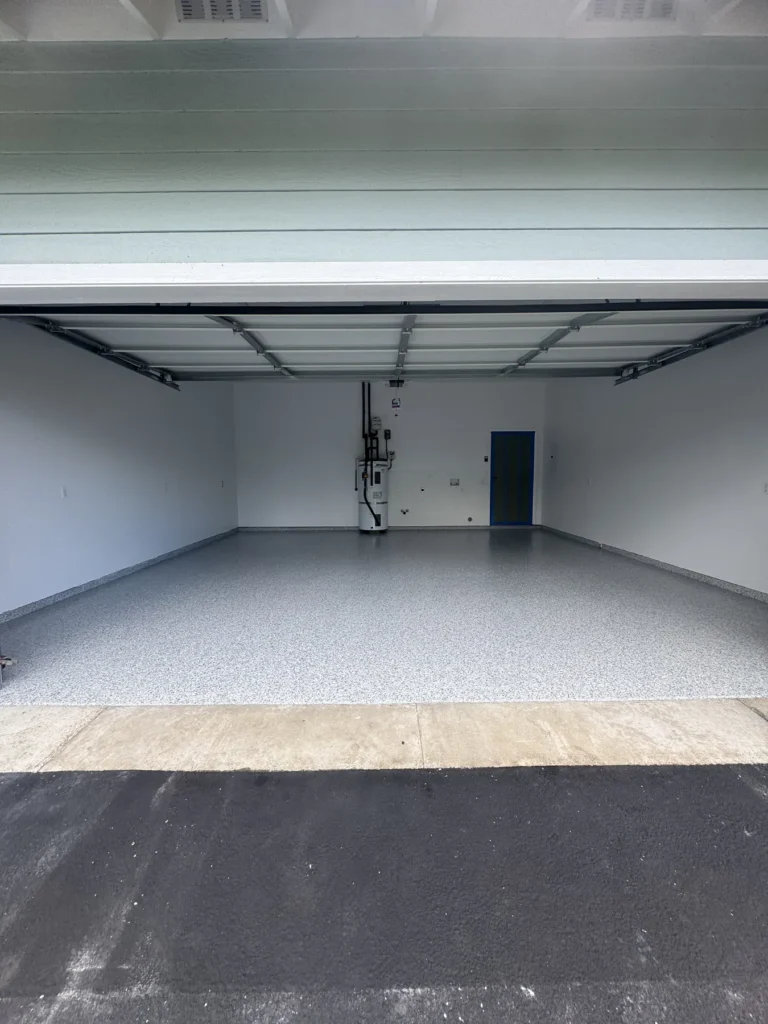 Decorative quartz floor in a Hawaiʻi Island garage